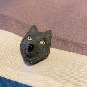 4/$20 Hot Topic Grey Wolf Necklace pendant